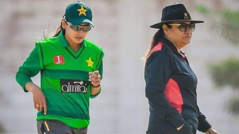 Daughter is playing for Pakistan in Asia Cup, mother is umpiring