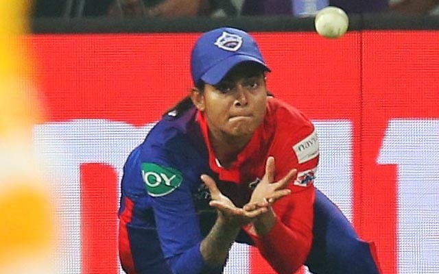 DEL-W vs UP-W: Radha Yadav's jaw-dropping catch ends Deepti Sharma's stay