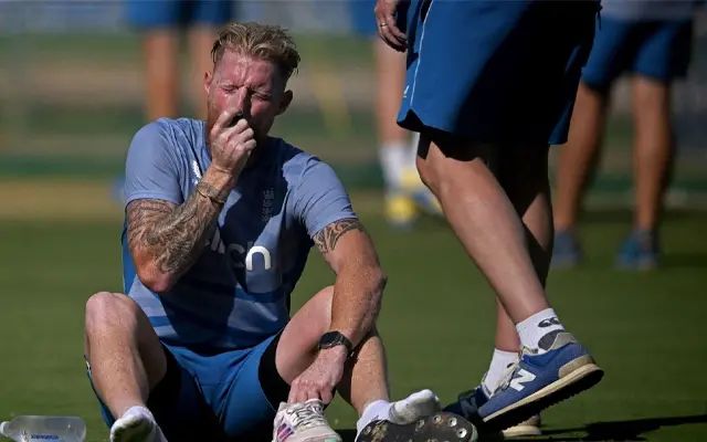 CWC 2023: श्रीलंका के खिलाफ मैच से पहले ट्रेनिंग सेशन में inhaler का इस्तेमाल करते हुए नजर आए Ben Stokes, फोटो हुई वायरल 