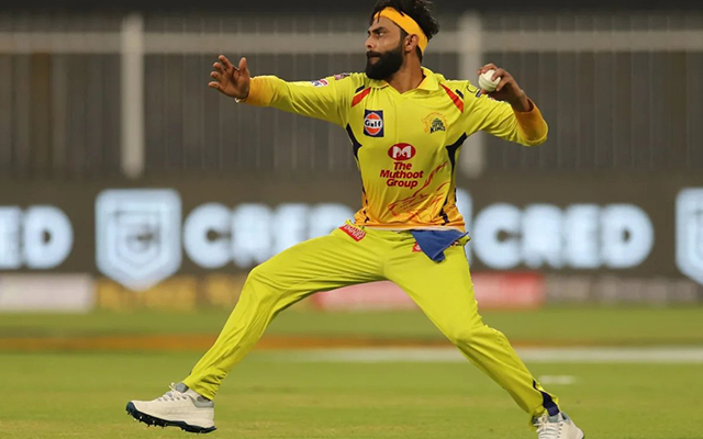 Top 8 strongest throwing arms in IPL history
