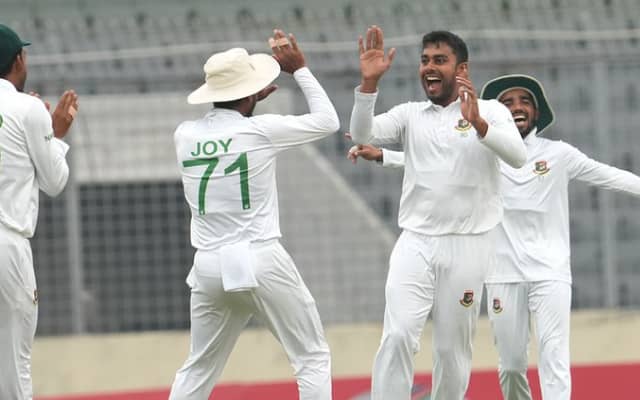 पहली पारी में खराब बल्लेबाजी के बाद बांग्लादेश के गेंदबाजों ने अपनी टीम को दिलाई जबरदस्त वापसी