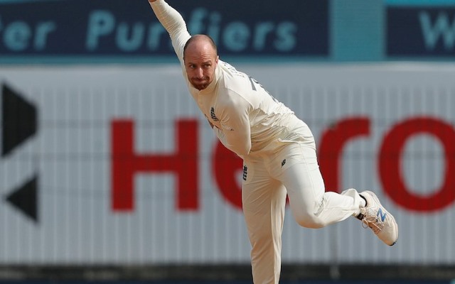 IND vs ENG: भारत के खिलाफ जारी टेस्ट सीरीज में इंग्लैंड को बड़ा झटका, Jack Leach पूरे दौरे से बाहर