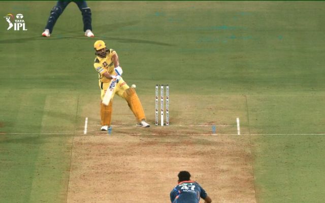 IPL 2024: LSG vs CSK: Shot Of The Day: 20 साल के लंबे करियर में MS Dhoni ने पहली बार खेला Scoop Shot